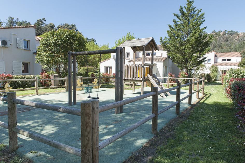 Comfort Aparthotel Mandelieu La Napoule Village Dış mekan fotoğraf