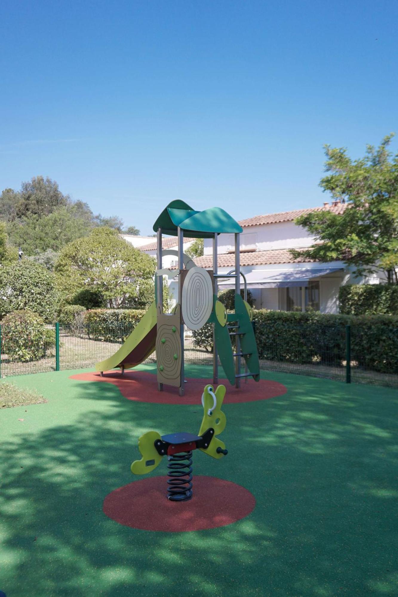Comfort Aparthotel Mandelieu La Napoule Village Dış mekan fotoğraf