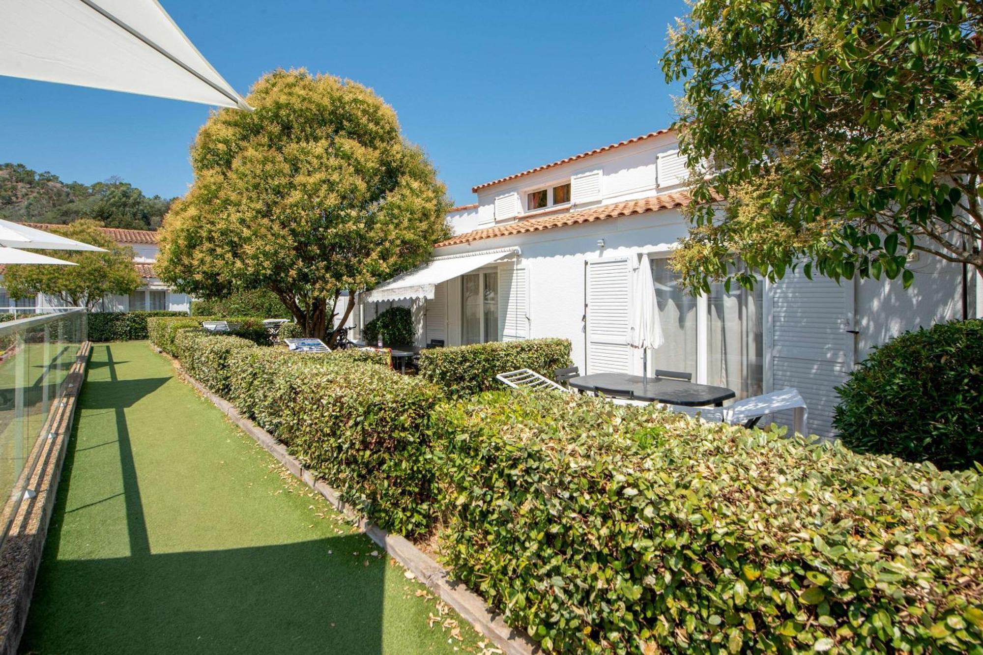 Comfort Aparthotel Mandelieu La Napoule Village Dış mekan fotoğraf