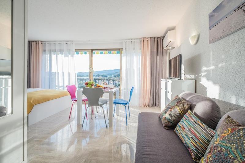 Comfort Aparthotel Mandelieu La Napoule Village Dış mekan fotoğraf